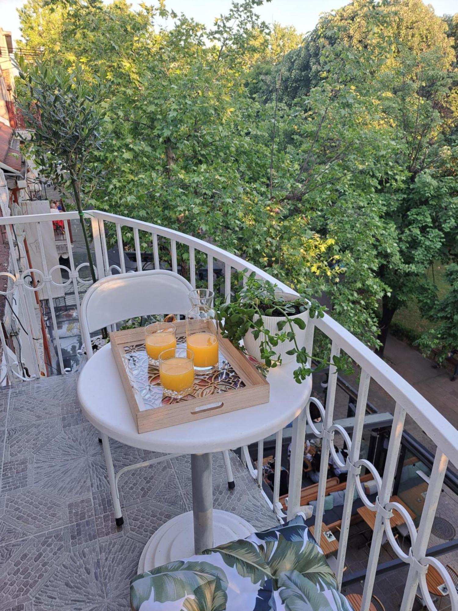 פודגוריצה Gallery Apartment מראה חיצוני תמונה